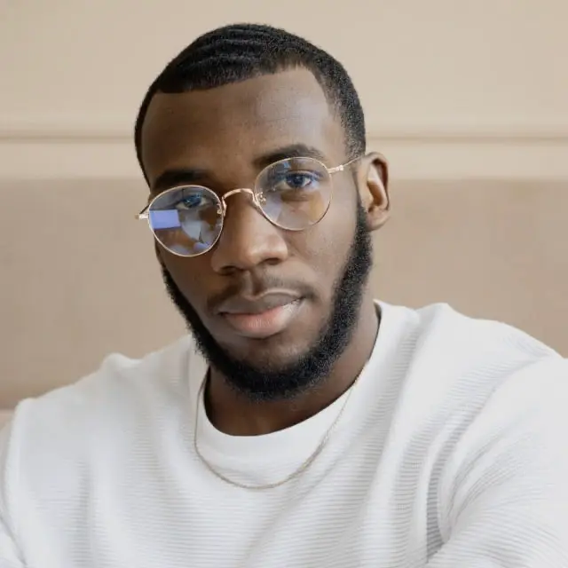 Review author, Eli M.